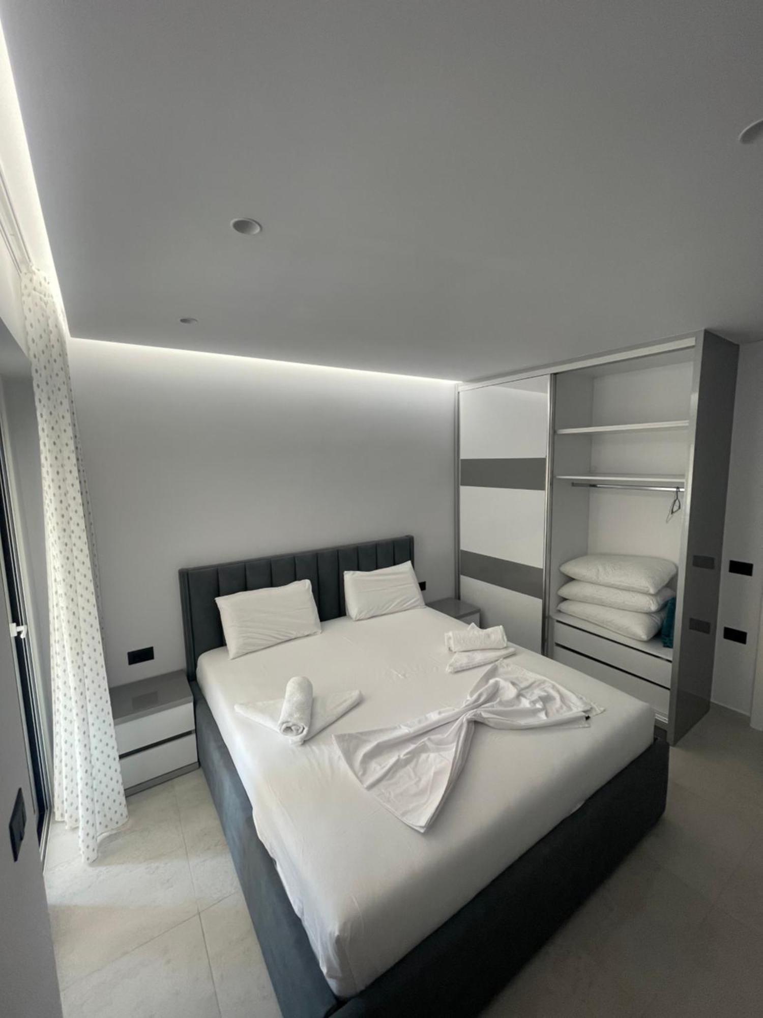 Alpha Lux Apartment Sarande Luaran gambar