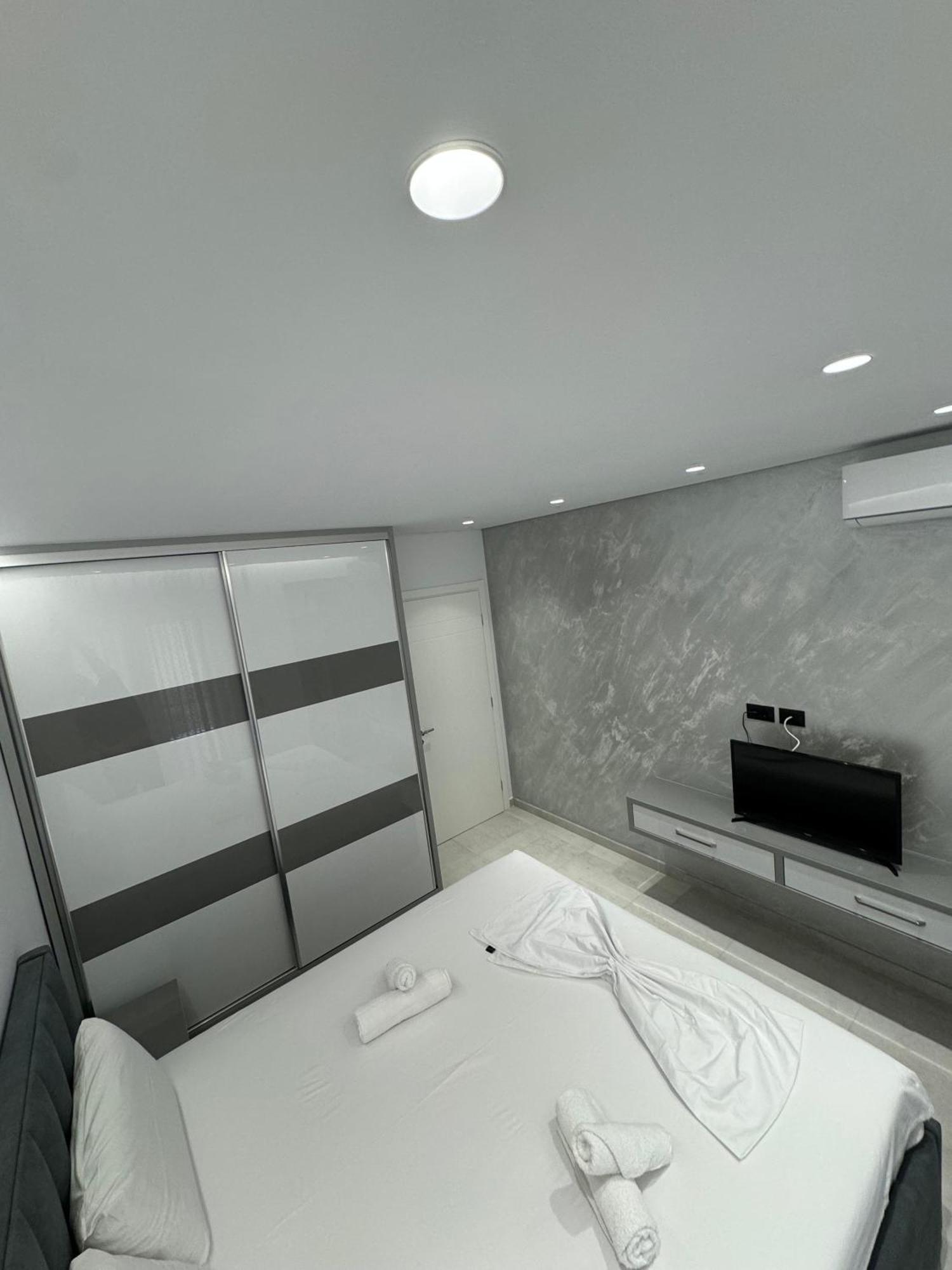 Alpha Lux Apartment Sarande Luaran gambar